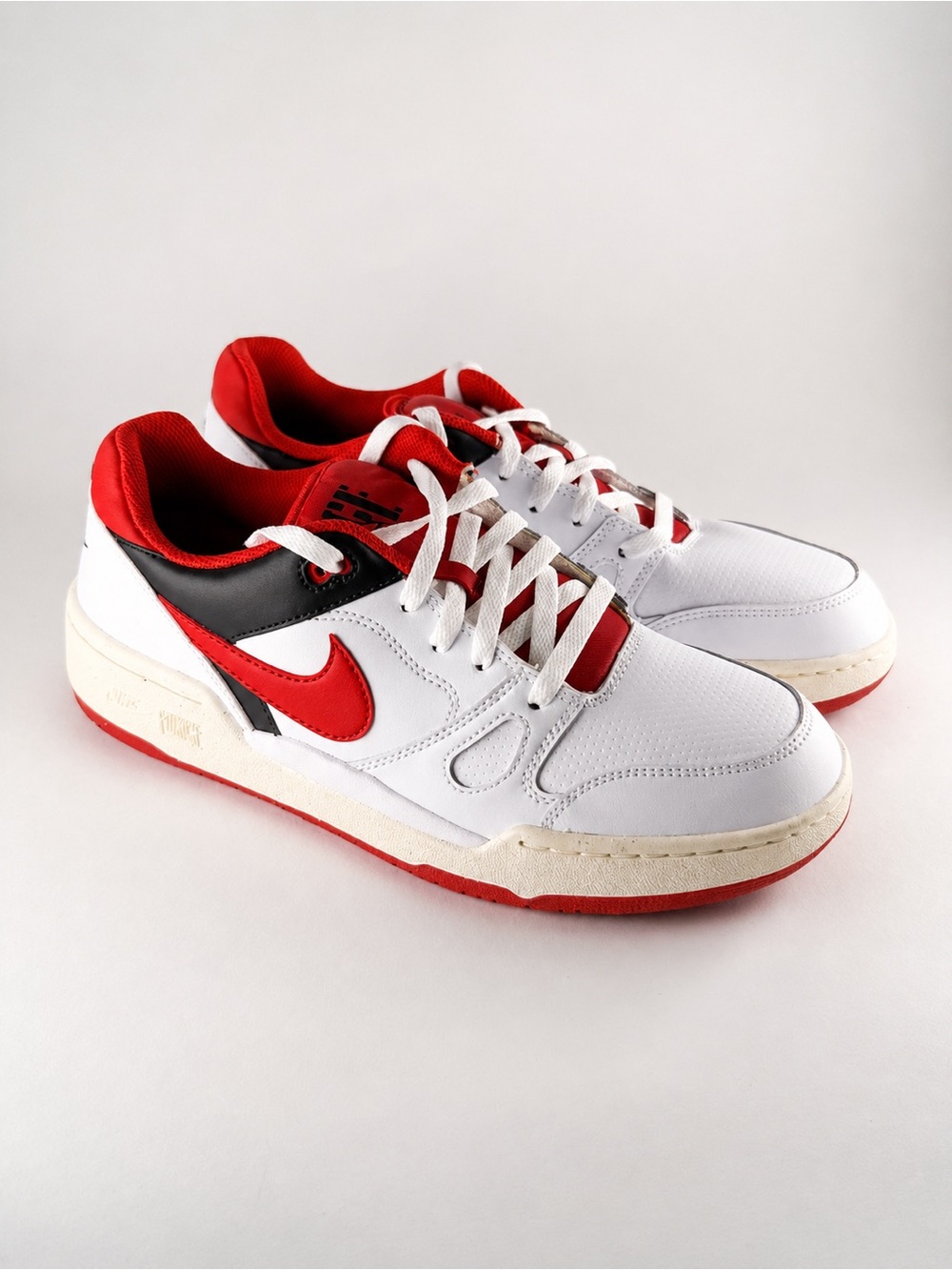 Size 8.5M- Nike Men’s Full Force Low-Top Sneakers in White and Red